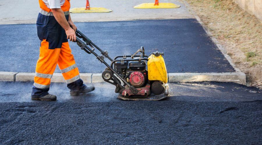 Professional gutter cleaning in Burlington, NJ